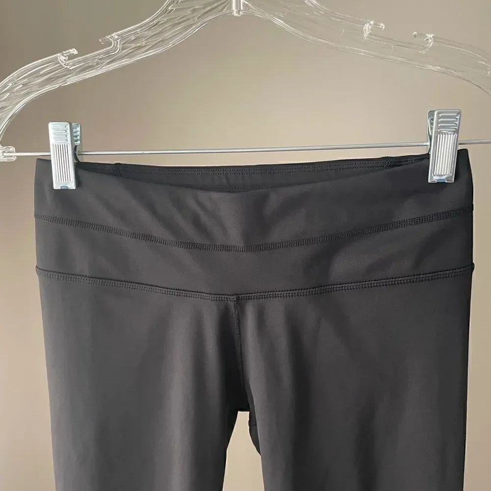 Athleta Cropped Legging - Picture 3 of 8